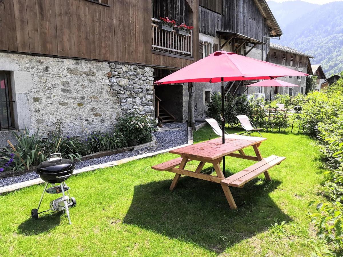 Chez Lucienne, Jacuzzi Et Sauna Samoëns Dış mekan fotoğraf